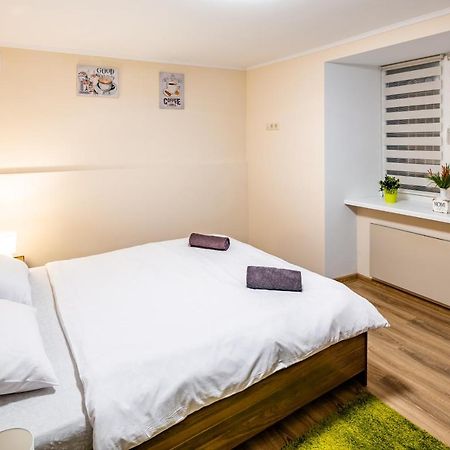 Romari Rynok Square 3 Appartement Lviv Buitenkant foto